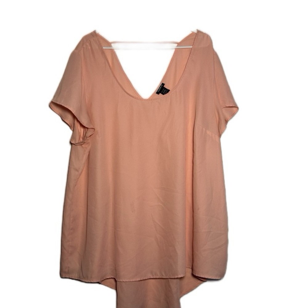 Torrid Peach Flowy Peach Flutter Sleeve V-Neck Blouse‎ High-Low Top plus size 3
